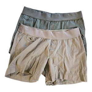 Liz Lange For Target Women's Maternity Shorts 2 Pair Tan and Olive Green Size L